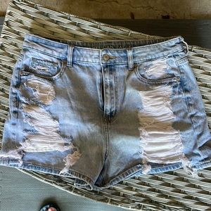 Gentle used, like new condition Jean shorts from American Eagle - 10